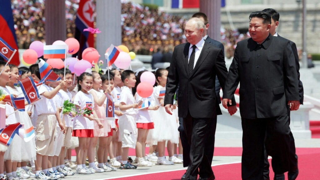 Presiden Rusia Vladimir Putin dan pemimpin Korea Utara Kim Jong Un